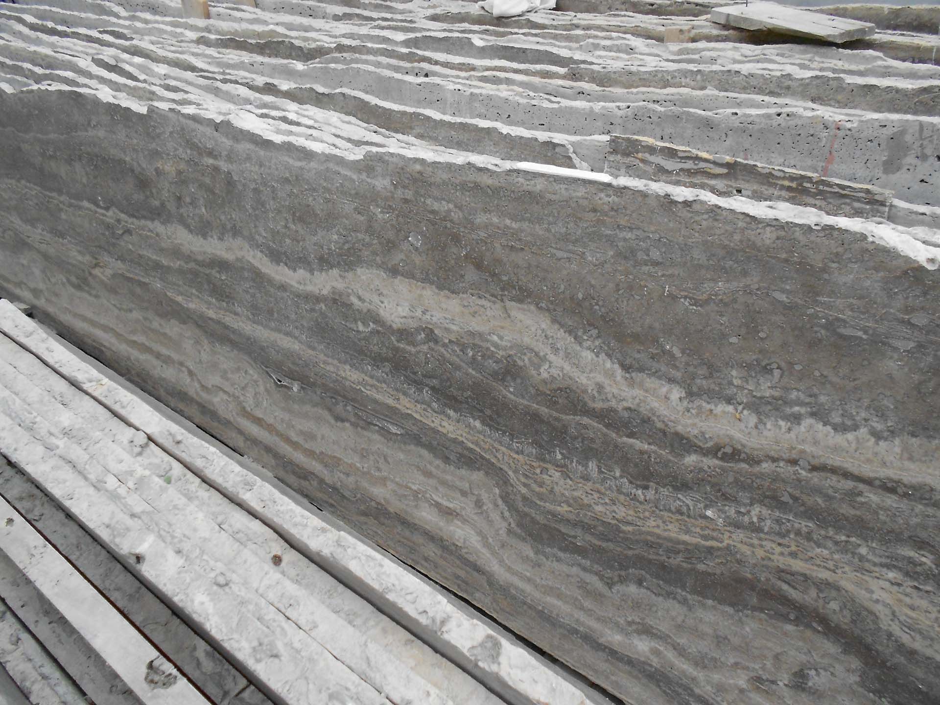 travertino silver